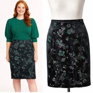 Dark Green Velvet Skirt Metallic Floral Embroidery Size 18 Holiday Chic Vintage